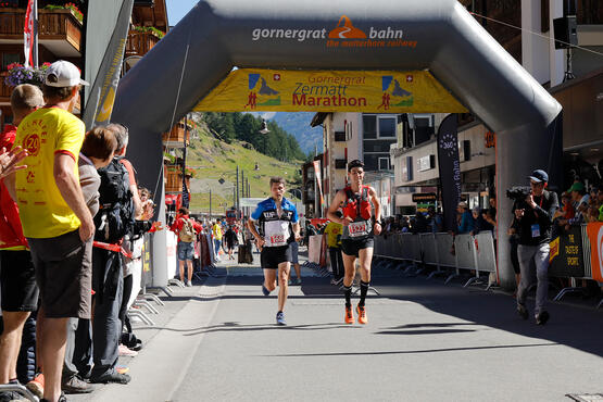 Gornergrat Zermatt Marathon: ein Marathon mit Berglauf-Charakter. Es geht durch die alpine Natur.