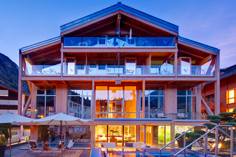 Onze hôtels de Zermatt récompensés par Karl Wild (1)
