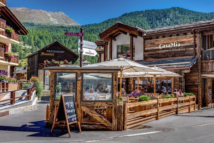 Le CasaMia réussit à importer un peu de l’Italie à Zermatt.