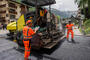 À Zermatt, un revêtement routier contenant du plastique recyclé a été utilisé pour la première fois en Suisse.