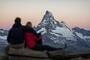 Sonnenaufgang auf dem Rothorn mit Blick auf das Matterhorn. Der Traum eines jeden Schweiz Reisenden.