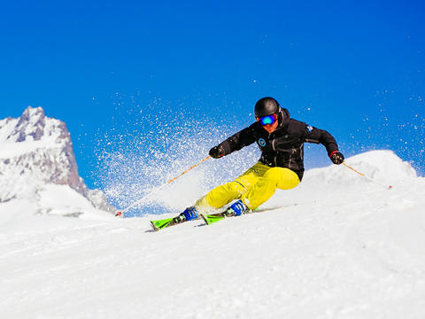 Private ski and snowboard lessons 
