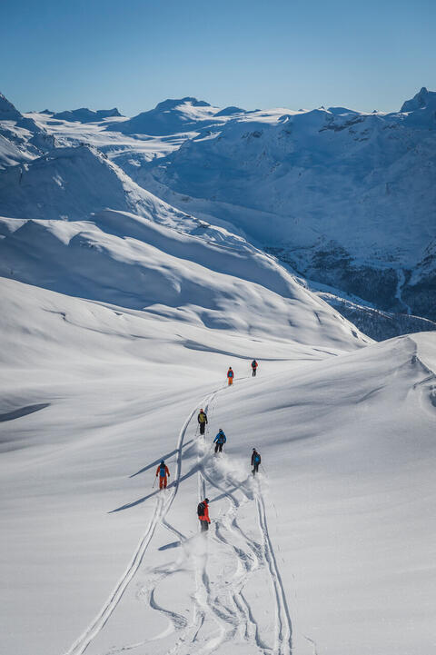 Ski tours, freerider & heliskiing