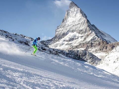 Downhill run from Klein Matterhorn to Zermatt