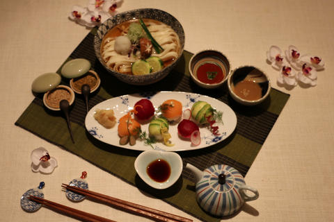 Temari Sushi & Vegetarian Udon Noodles